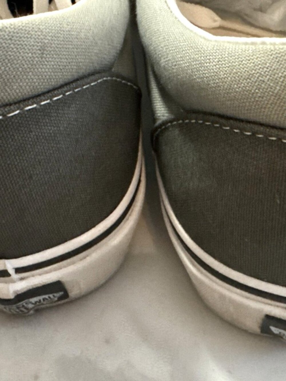 Vans Off the Wall Shoes Mens 12 Gray Charcoal ERA Lace Up Sneakers Skater w/Box - Picture 9 of 11